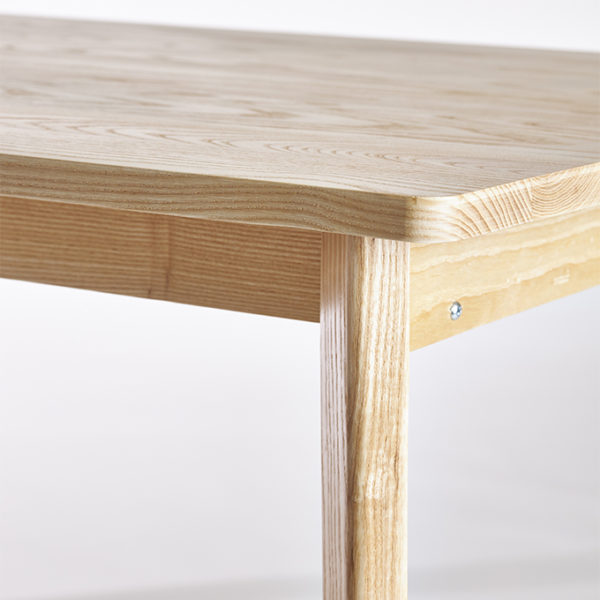 Loft living 6 seater rectangular table_KusudiCo